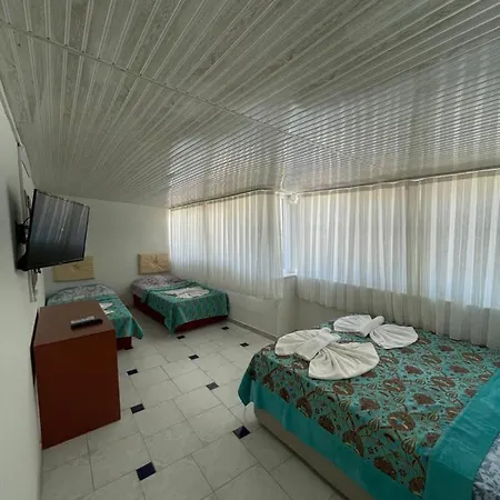 Gazde/Camere de închiriat Moda Pansiyon Guzelcamlı