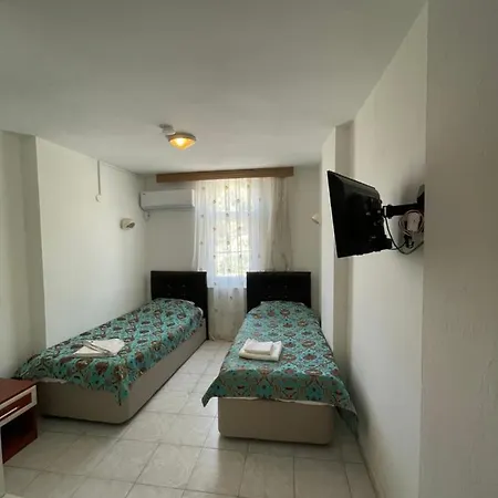 Gazde/Camere de închiriat Moda Pansiyon *